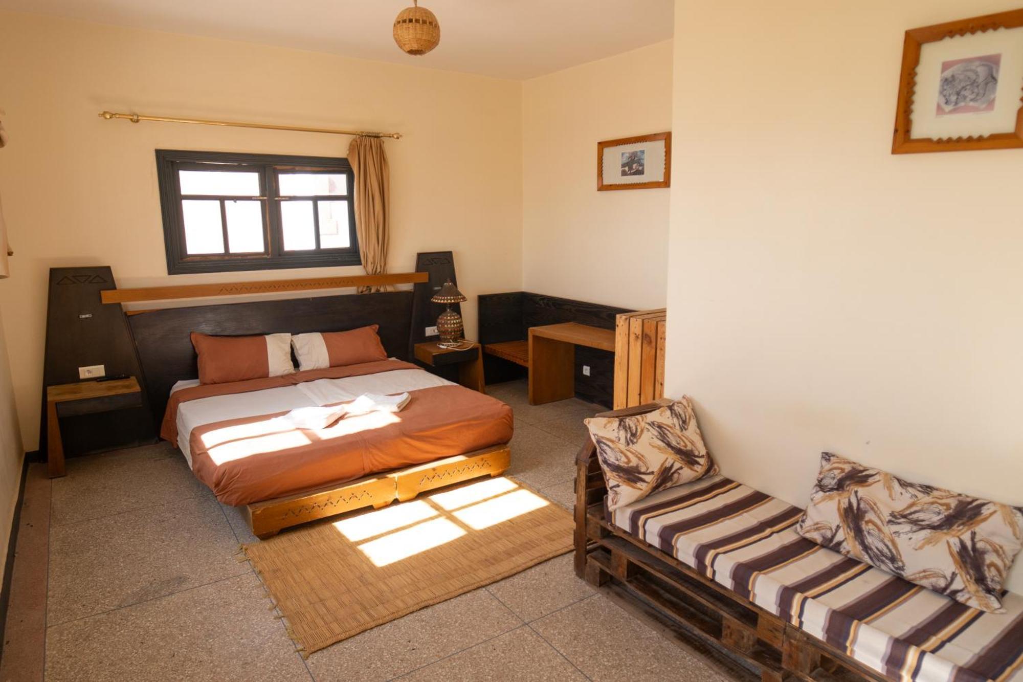 Adventurekeys Surf Yoga Cowork Bed and Breakfast Taghazout Buitenkant foto